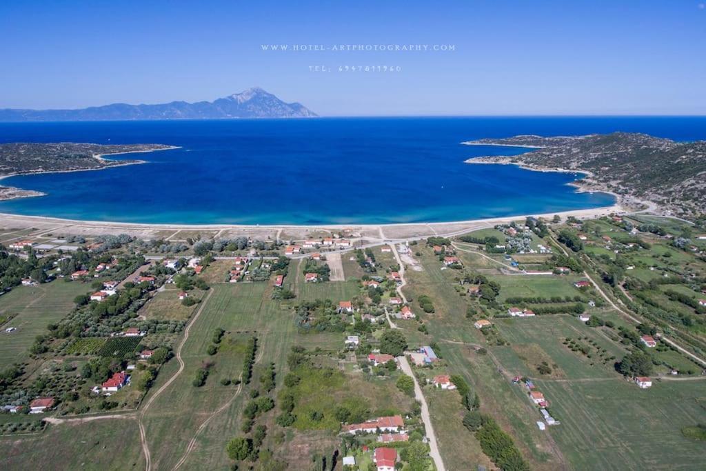 Traditionelles Appartement Athos Shadow Am Meer Paralia Sikias Exteriör bild