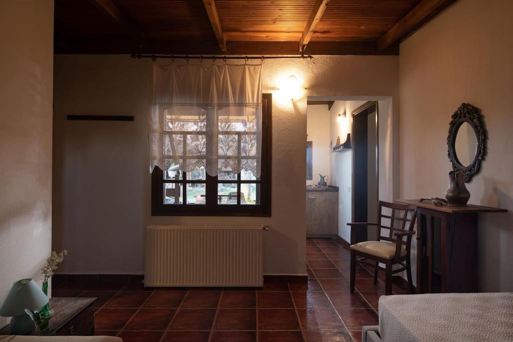 Traditionelles Appartement Athos Shadow Am Meer Paralia Sikias Exteriör bild